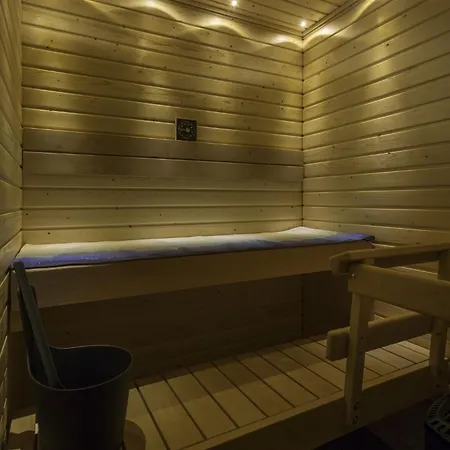 Vasko Luxurious Suites, Nilo 公寓 *