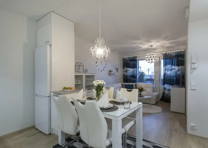 Vasko Luxurious Suites, Nilo